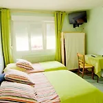 Bel Air Hotel Marville